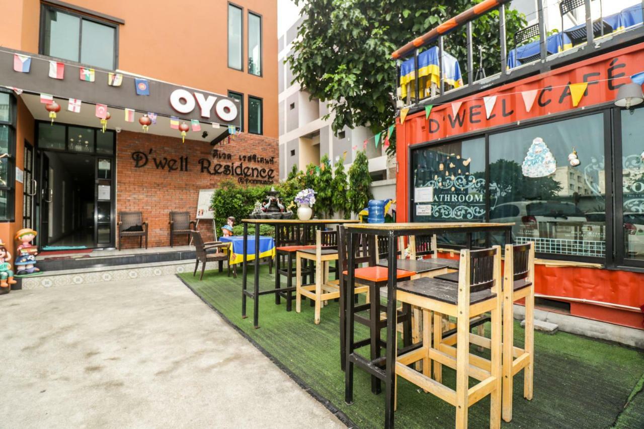 Oyo 127 D-Well Residence Hotel Бангкок Екстер'єр фото